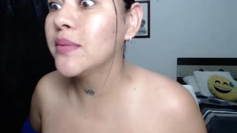 Snapshot of venus_menoza chatting on 02.26.26 venus_menoza online show from 02.26.26