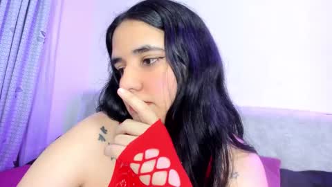 Snapshot of venus_naughty_1 chatting on 10.27.25 Sofi online show from 10.27.25