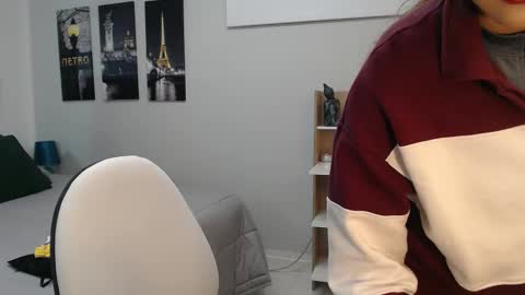Mia online show from 09.13.25