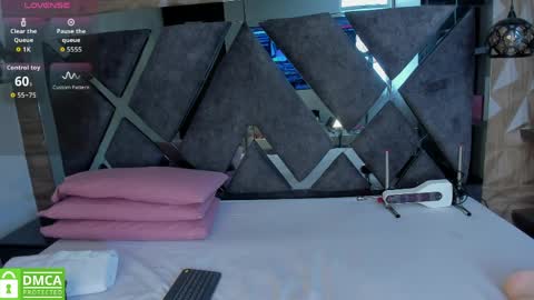 Venus online show from 04.01.26