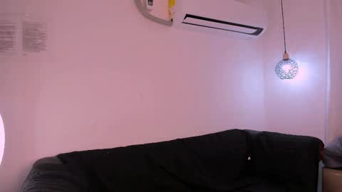 venus_velvet online show from 10.17.25