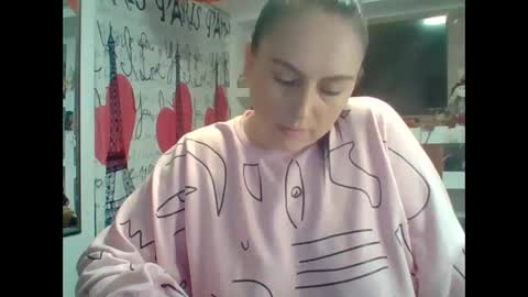 Snapshot of venusina07 chatting on 10.25.25 VENUSINA07 online show from 10.25.25