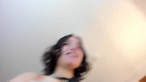 venuss online show from 10.11.25