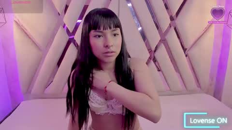 Domelipa  online show from 02.26.25