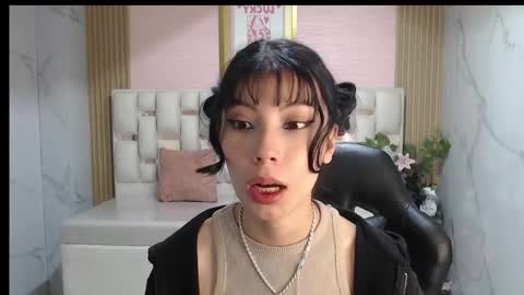 Snapshot of verana_s chatting on 10.17.25 Verana  online show from 10.17.25