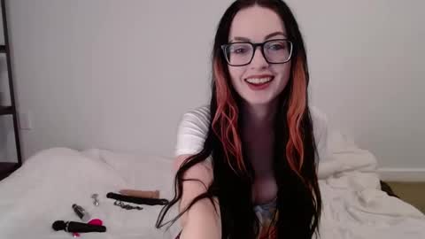 Snapshot of vero495065 chatting on 10.06.25 vero495065 online show from 10.06.25