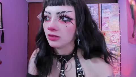     online show from 03.05.26