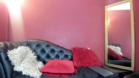 Vero online show from 12.25.24