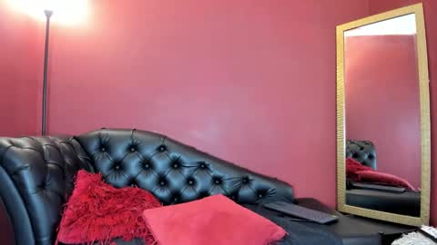 Vero online show from 12.28.24