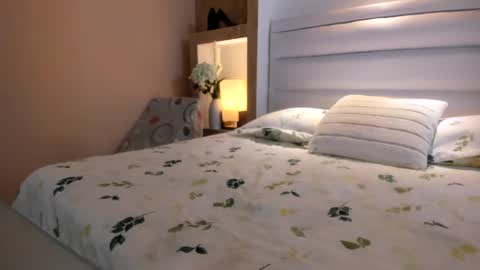 Snapshot of veronica_garciaa chatting on 02.20.25 Johovanna online show from 02.20.25