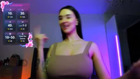 Veronica online show from 09.21.25