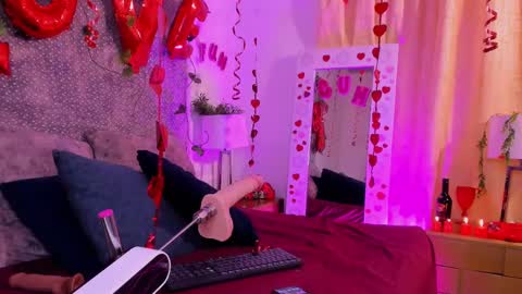 Veronica Olson online show from 02.16.25