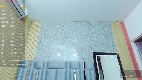 Snapshot of veronica_roose chatting on 09.19.25 Veronica online show from 09.19.25