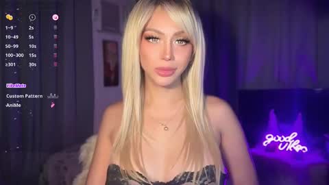 Snapshot of veronicafox_69 chatting on 02.20.25 CALL ME VERONICA online show from 02.20.25