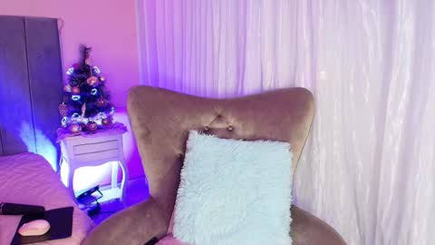 Snapshot of veronicamartin_ chatting on 01.08.25 Vero  online show from 01.08.25