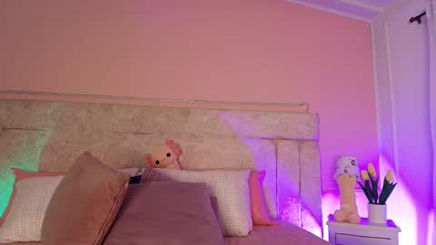 Snapshot of veronicamartin_ chatting on 03.11.25 Vero  online show from 03.11.25