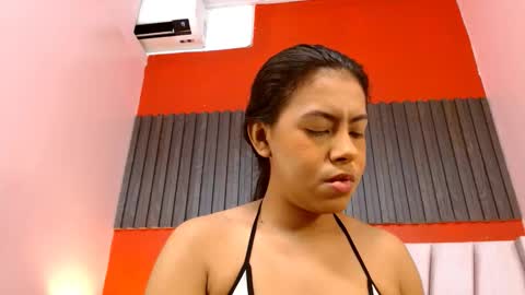 Veronica Robles online show from 11.21.25