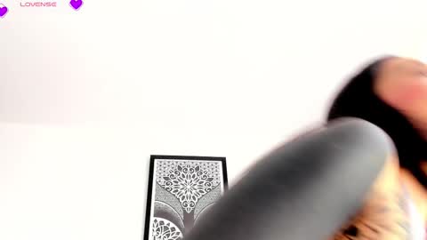 VeronicaTonu online show from 09.29.25