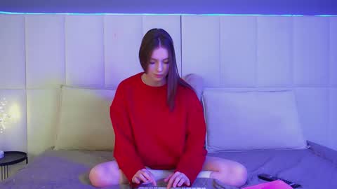 Veronica online show from 11.25.25