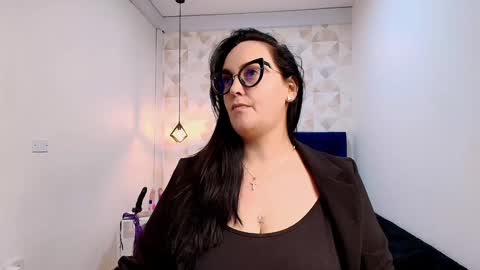 veroniicabbw online show from 01.28.25