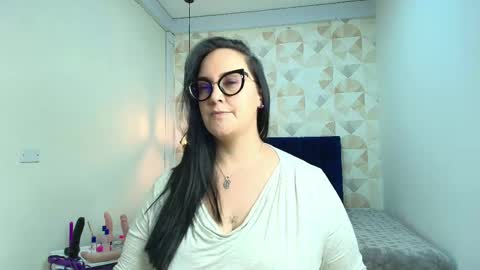 veroniicabbw online show from 02.18.25