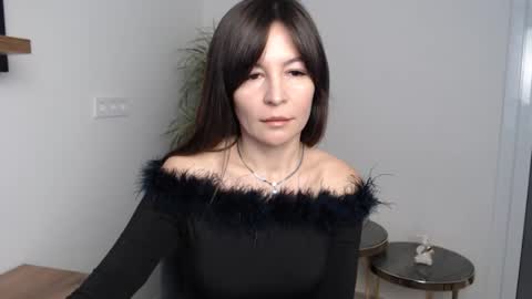 veronik_shy online show from 12.15.25