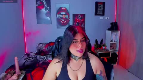 Miss Veronika online show from 09.08.25
