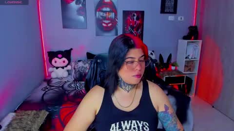 Miss Veronika online show from 09.28.25