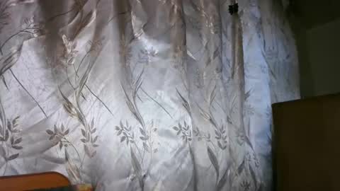 Snapshot of veronika_xi chatting on 09.25.25 veronika_xi online show from 09.25.25