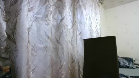 Snapshot of veronika_xi chatting on 10.16.25 veronika_xi online show from 10.16.25