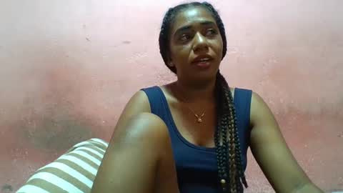 Snapshot of verronique1511 chatting on 01.25.25 verronique1511 online show from 01.25.25