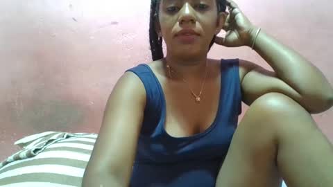 Snapshot of verronique1511 chatting on 01.25.25 verronique1511 online show from 01.25.25