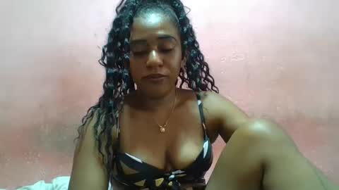 Snapshot of verronique1511 chatting on 02.01.25 verronique1511 online show from 02.01.25
