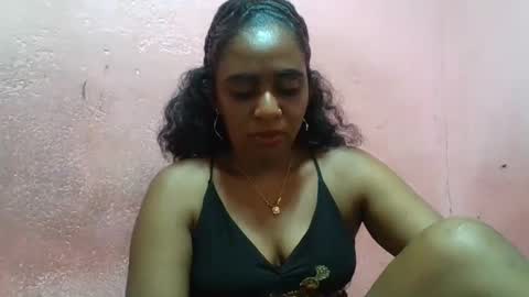 Snapshot of verronique1511 chatting on 02.19.25 verronique1511 online show from 02.19.25