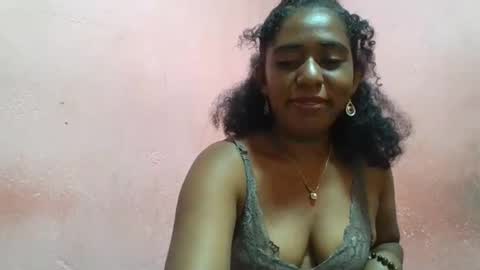 Snapshot of verronique1511 chatting on 03.11.25 verronique1511 online show from 03.11.25