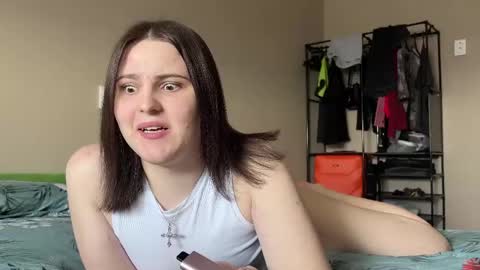 Karina followed me bb online show from 02.28.25