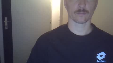 Snapshot of veryhotpervert chatting on 12.05.25 veryhotpervert online show from 12.05.25