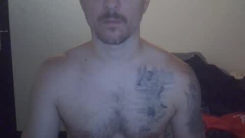 Snapshot of veryhotpervert chatting on 12.19.25 veryhotpervert online show from 12.19.25