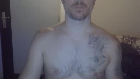 Snapshot of veryhotpervert chatting on 01.08.26 veryhotpervert online show from 01.08.26