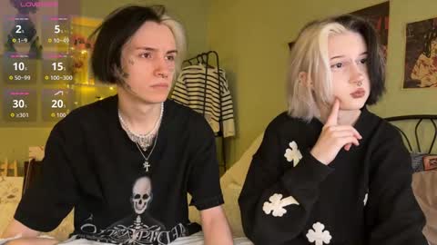 veryraretwins online show from 10.09.25