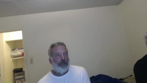 Snapshot of veryveryhairmanindenver chatting on 12.14.24 hairy man online show from 12.14.24