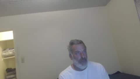 Snapshot of veryveryhairmanindenver chatting on 12.21.24 hairy man online show from 12.21.24