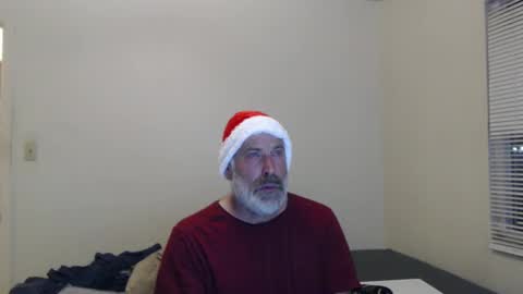 Snapshot of veryveryhairmanindenver chatting on 12.26.24 hairy man online show from 12.26.24