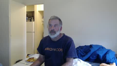Snapshot of veryveryhairmanindenver chatting on 03.11.25 hairy man online show from 03.11.25