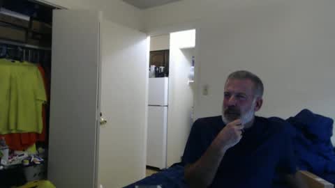 Snapshot of veryveryhairmanindenver chatting on 09.08.25 hairy man online show from 09.08.25