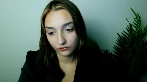 Ana online show from 10.22.25