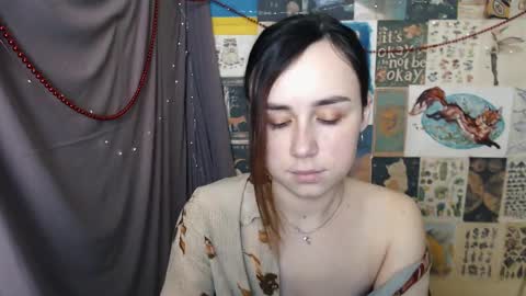 Snapshot of veryveryvery_shy chatting on 12.21.24 veryveryvery_shy online show from 12.21.24