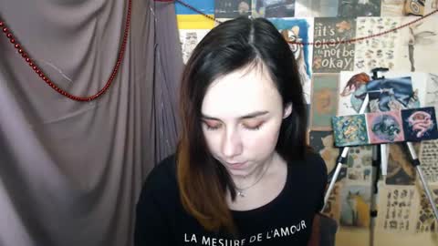 Snapshot of veryveryvery_shy chatting on 12.23.24 veryveryvery_shy online show from 12.23.24