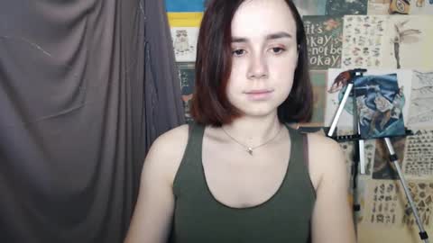 Snapshot of veryveryvery_shy chatting on 01.13.25 veryveryvery_shy online show from 01.13.25