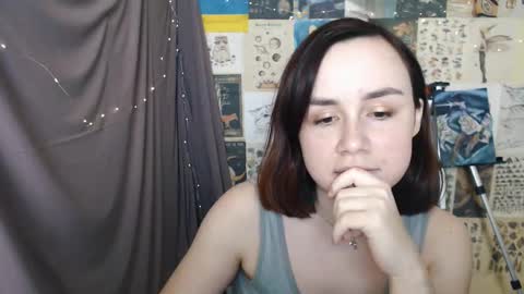 Snapshot of veryveryvery_shy chatting on 01.22.25 veryveryvery_shy online show from 01.22.25